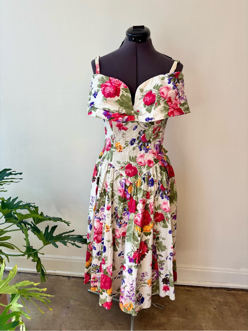 Vintage 80s Romantic Puff Sleeve Floral Full Skirt Sweetheart Princess Dress 👗